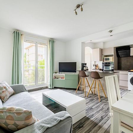 Appartement Tout Equipe Marseille Exterior photo